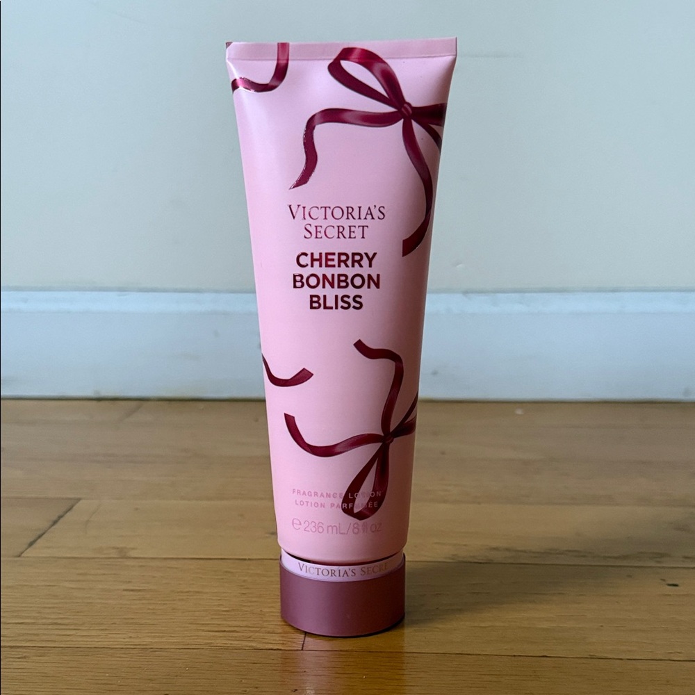 Victoria Secret Cherry Bon Bon Lotion